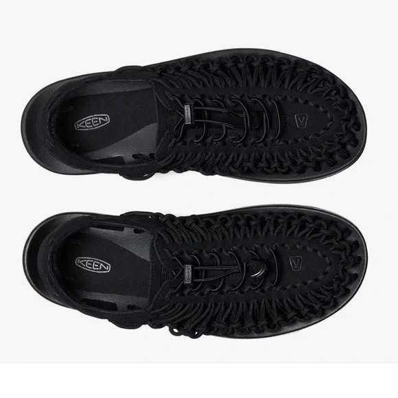 KEEN Men's UNEEK Classic Black Sandal Size 12